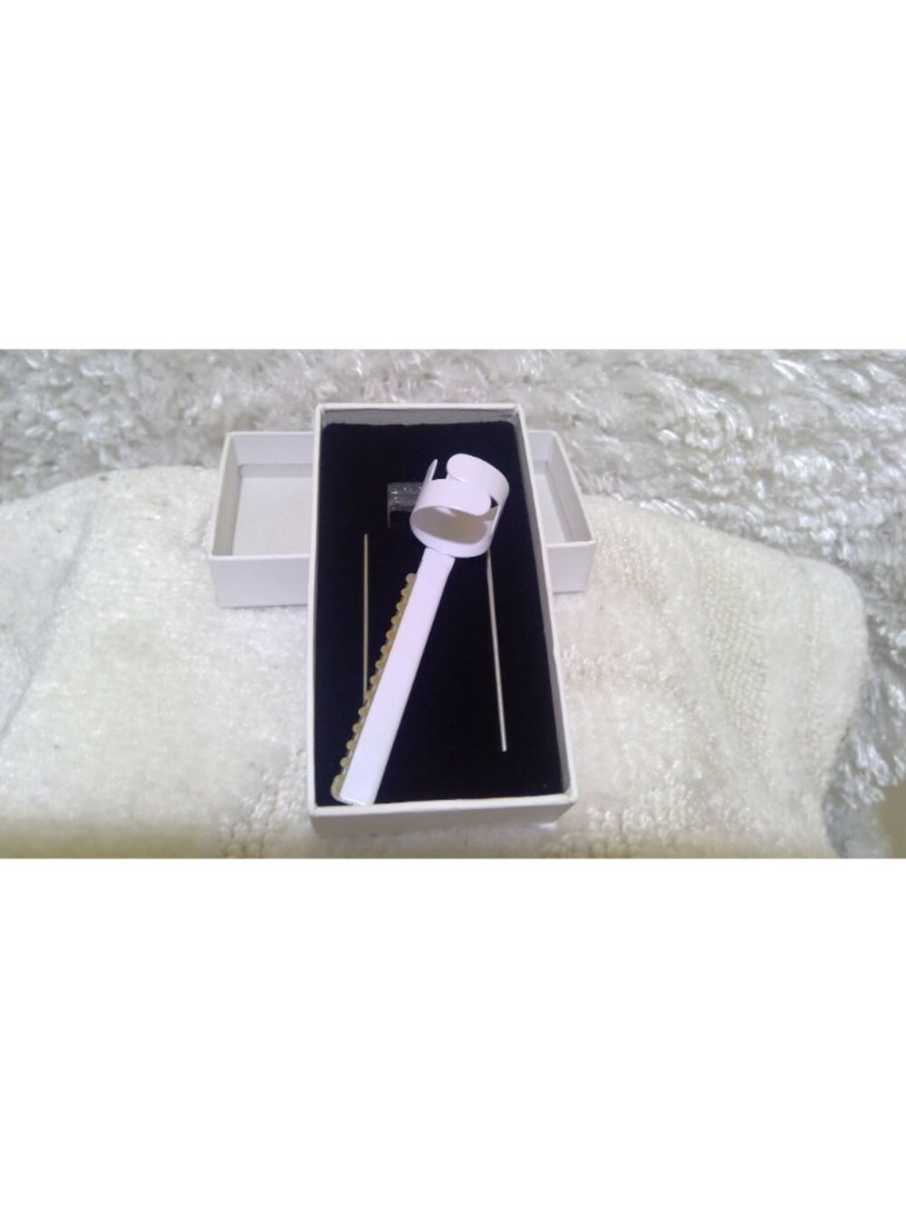 Mane Tame Texture Finger Razor - Picture 5 of 10